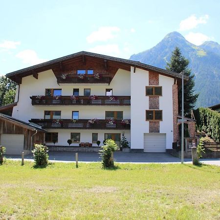 Haus Maria Larcher Bach  Exteriör bild