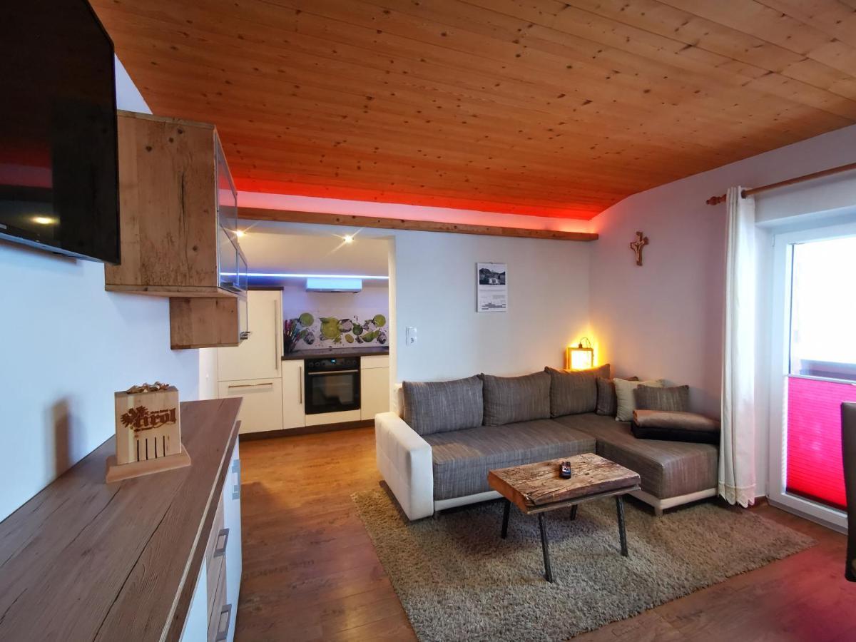 Haus Maria Larcher Bach  Exteriör bild
